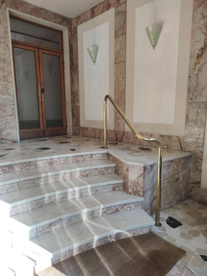 Appartamento Emmerosa, Centro Citta, Parcheggio Verona Exterior photo